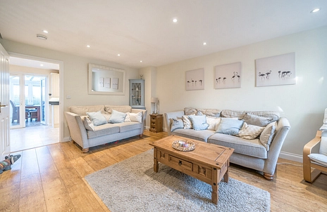 3 bedroom house for sale - Broadmere Road, Beggarwood, Basingstoke, Hampshire, RG22 - Property View 2