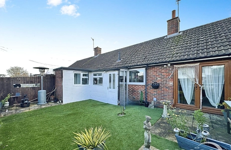 1 bedroom bungalow for sale - Winchester Road, Basingstoke, Hampshire, RG22 - Property View 2
