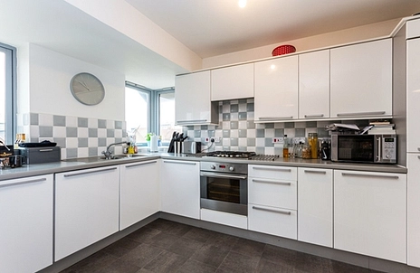 2 bedroom apartment for sale - Mailing Way, Basingstoke, Hampshire, RG24 - Property View 2