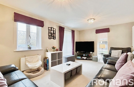 3 bedroom house for sale - Wix Road, Basingstoke, Hampshire, RG24 - Property View 2