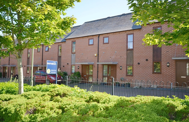 2 bedroom house for sale - Elder Road, Basingstoke, RG24