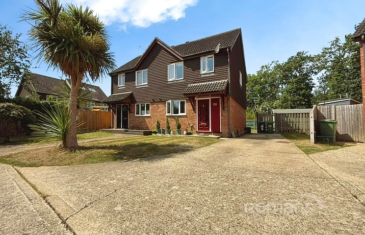 2 bedroom house for sale - Achilles Close, Chineham, Basingstoke, Hampshire, RG24