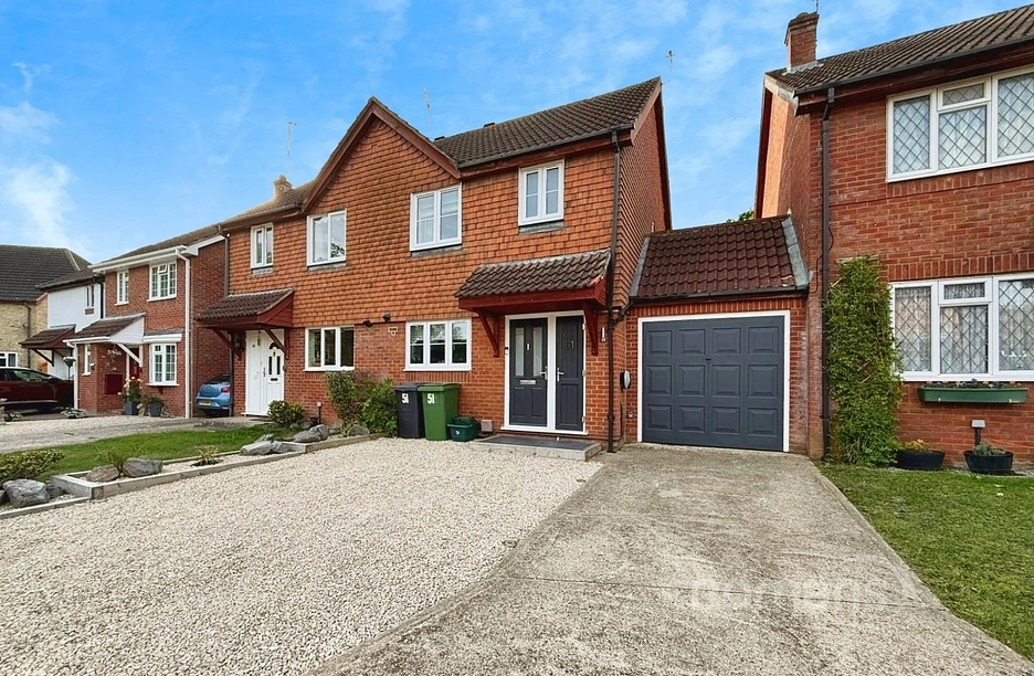 2 bedroom house for sale - Renown Way, Chineham, Basingstoke, Hampshire, RG24 - Property View 1