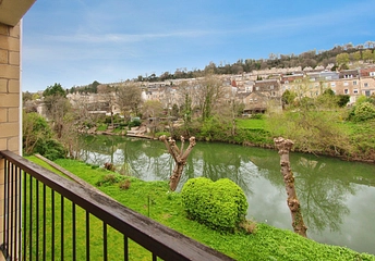 3 bedroom apartment to rent - Forester Court, Bath, BA2 - Property View 1