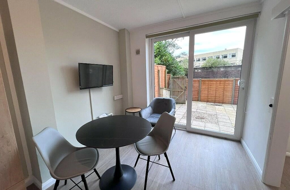1 bedroom apartment to rent - 1, 36-40 Wells Road, Bath, Somerset, BA2 - Property View 1