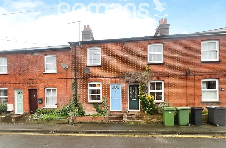 3 bedroom house to rent - Flaxfield Road, Basingstoke, RG21 - Property View 1