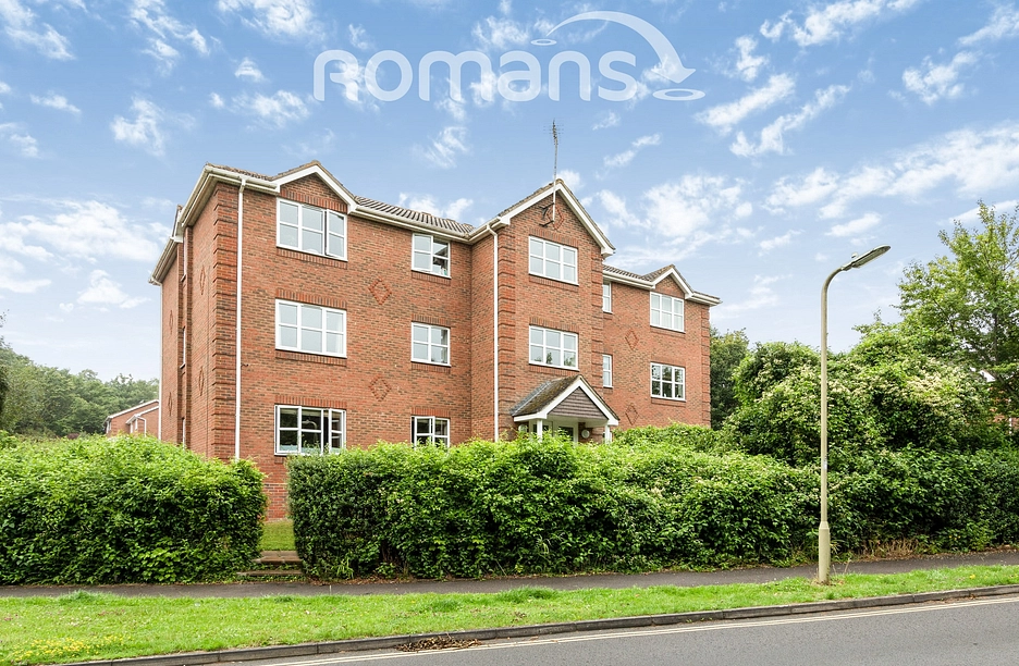 2 bedroom apartment to rent - Lime Gardens, Basingstoke, Hampshire, RG21 - Property View 1