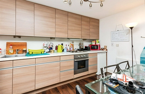 2 bedroom apartment to rent - Skyline Plaza, Alencon Link, Basingstoke, RG21 - Property View 3