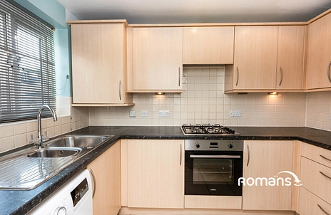 4 bedroom house to rent - Wiltshire Crescent, Basingstoke, Hampshire, RG22 - Property View 3