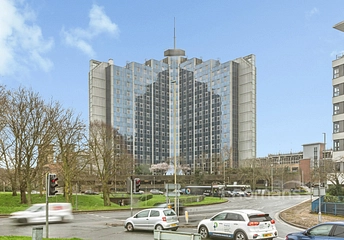 apartment to rent - Churchill Way, Basingstoke, Hampshire, RG21 - Property View 1