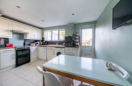3 bedroom house for sale - Winchgrove Road, Bracknell, Berkshire, RG42 - Property View 3