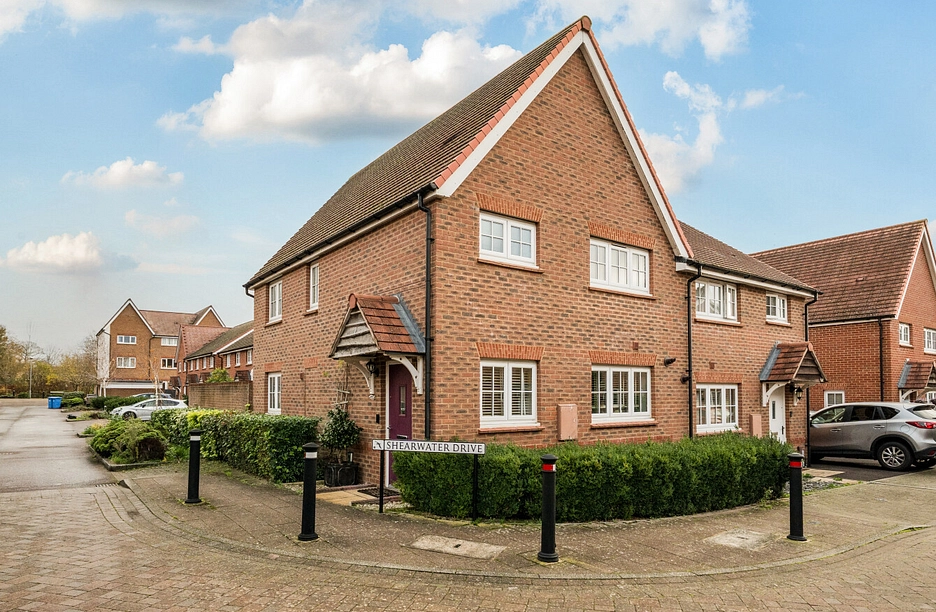3 bedroom house for sale - Shearwater Drive, Bracknell, Berkshire, RG12 - Property View 1
