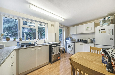 3 bedroom house for sale - Manston Drive, Bracknell, Berkshire, RG12 - Property View 2
