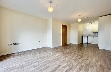 1 bedroom apartment for sale - Johnstone Close, Bracknell, Berkshire, RG12 - Property View 2