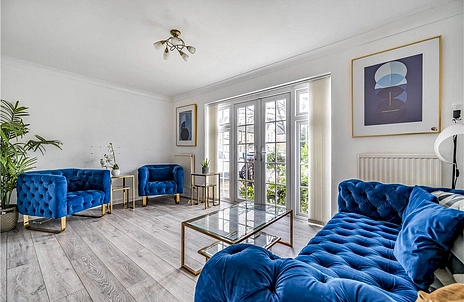 3 bedroom house for sale - Wards Stone Park, Bracknell, Berkshire, RG12 - Property View 2