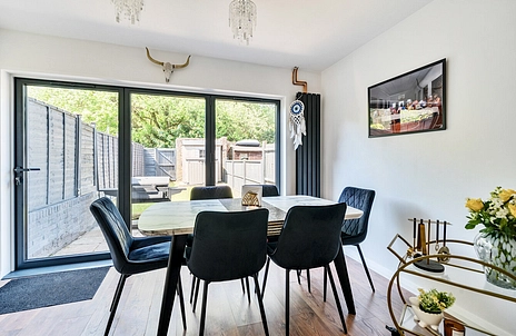 2 bedroom house for sale - Hillberry, Bracknell, Berkshire, RG12 - Property View 3