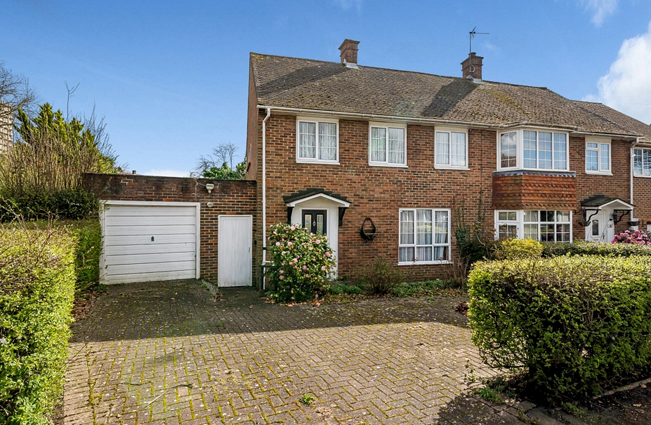 3 bedroom house for sale - Saffron Road, Bracknell, Berkshire, RG12 - Property View 1