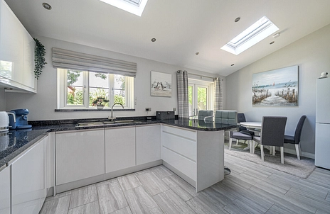 5 bedroom house for sale - Flemish Place, Warfield, Bracknell, Berkshire, RG42 - Property View 2