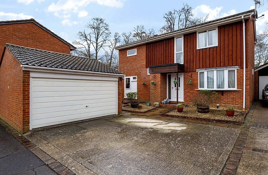 4 bedroom house for sale - Greenham Wood, Bracknell, Berkshire, RG12 - Property View 1