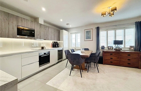 3 bedroom apartment for sale - Ferard Corner, Warfield, Bracknell, Berkshire, RG42 - Property View 2