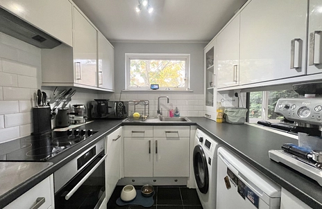 1 bedroom maisonette for sale - Donnybrook, Bracknell, Berkshire, RG12 - Property View 2