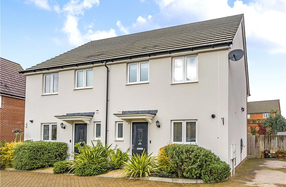 3 bedroom house for sale - Berwick Close, Binfield, Bracknell, Berkshire, RG42 - Property View 1