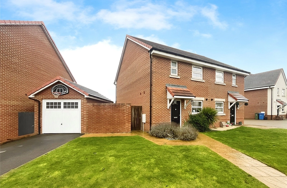 3 bedroom house for sale - Vernon Grove, Binfield, Bracknell, Berkshire, RG42 - Property View 1