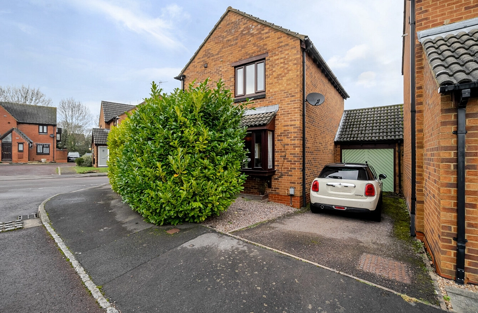3 bedroom house for sale - Chives Place, Warfield, Bracknell, Berkshire, RG42 - Property View 1