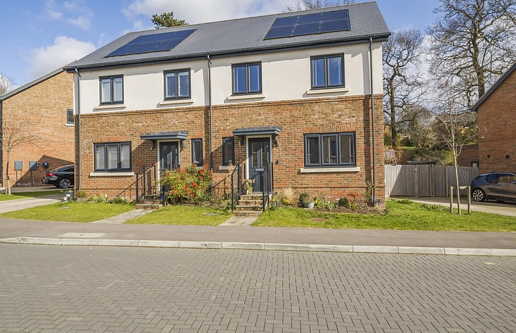 3 bedroom house for sale - Hurley Drive, Bracknell, Berkshire, RG12