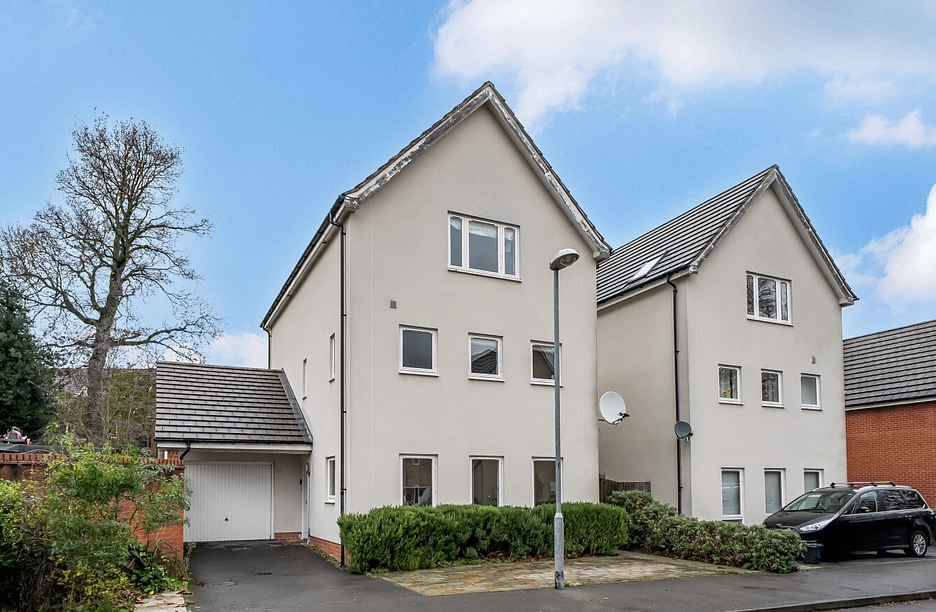 5 bedroom house for sale - Jaguar Lane, Bracknell, RG12 - Property View 1