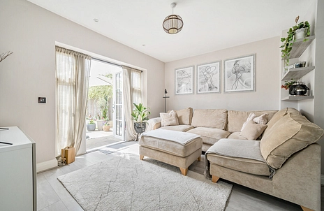 2 bedroom house for sale - Bryan Gardens, Binfield, Bracknell, Berkshire, RG42 - Property View 2