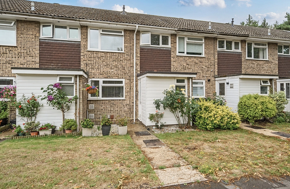 3 bedroom house for sale - Holland Pines, Bracknell, Berkshire, RG12 - Property View 1