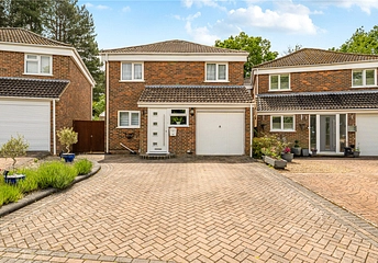 4 bedroom house for sale - Staplehurst, Bracknell, Berkshire, RG12 - Property View 1