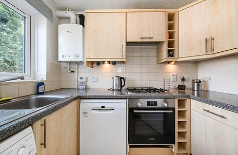 2 bedroom property to rent - Milward Gardens, Binfield, Bracknell, RG12 - Property View 2