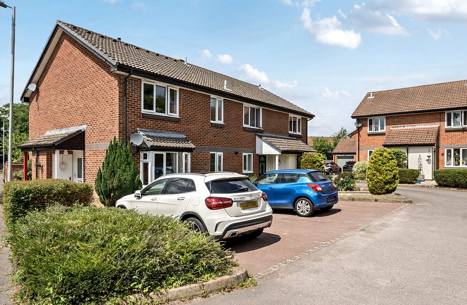 1 bedroom property to rent - Benetfeld Road, Binfield, Bracknell, Berkshire, RG42 - Property View 1