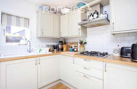 2 bedroom house to rent - Wythemede, Binfield, Bracknell, RG42 - Property View 2