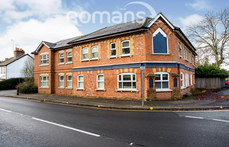 2 bedroom apartment to rent - Charnwood Lodge, Hatchet Lane, Winkfield, Windsor, SL4