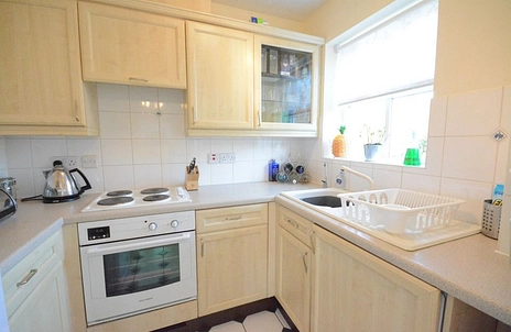 2 bedroom apartment to rent - Friendship Way, Old Bracknell Lane East, Bracknell, RG12 - Property View 3