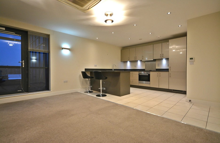 1 bedroom apartment to rent - New Manor House, The Ring, Bracknell, RG12 - Property View 1