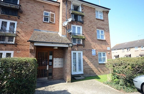 2 bedroom apartment to rent - Frogmore Close, Cippenham, SL1 - Property View 2