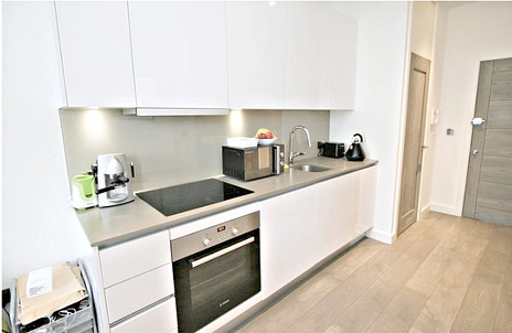 1 bedroom apartment to rent - Verona Apartments, 50 Wellington Street, Slough, SL1 - Property View 2