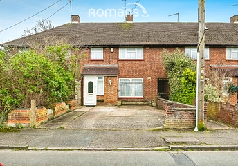 3 bedroom house to rent - Phipps Road, Slough, SL1 - Property View 1