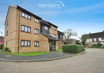 2 bedroom apartment to rent - Littlebrook Avenue, Slough, SL2 - Property View 1