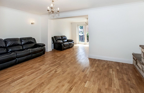 3 bedroom house to rent - Goldsworthy Way, Slough, SL1 - Property View 2