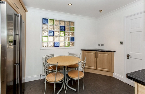 3 bedroom house to rent - Goldsworthy Way, Slough, SL1 - Property View 3