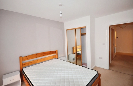2 bedroom apartment to rent - Ibex House, Burlington Road, Slough, SL1 - Property View 3