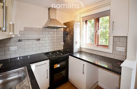 1 bedroom maisonette to rent - Stephenson Court, Osborne Street, Slough, SL1 - Property View 3