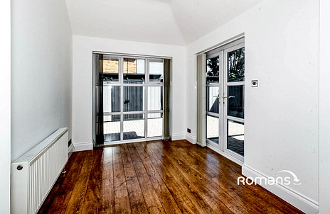 4 bedroom house to rent - Greenfern Avenue, Slough, Berkshire, SL1 - Property View 3