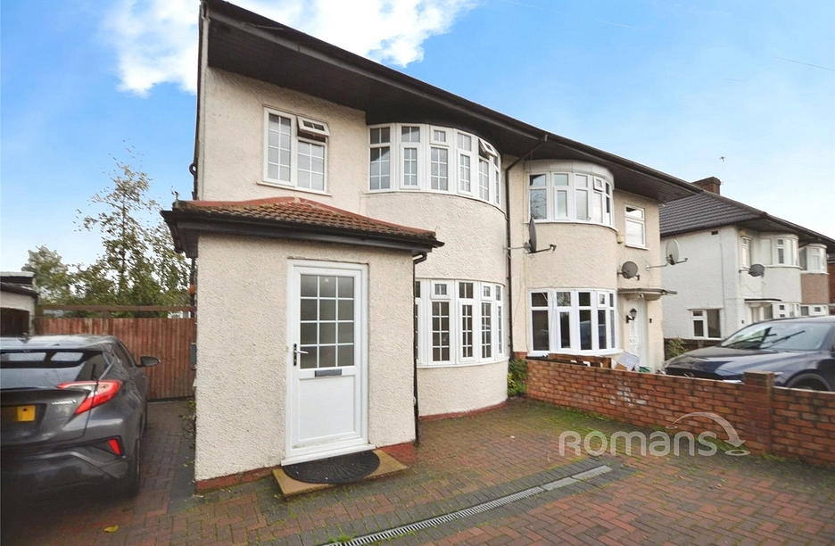5 bedroom house to rent - Cippenham Lane, Slough, Berkshire, SL1 - Property View 1
