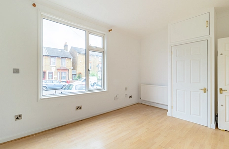 studio for sale - Hencroft Street South, Slough, Berkshire, SL1 - Property View 3